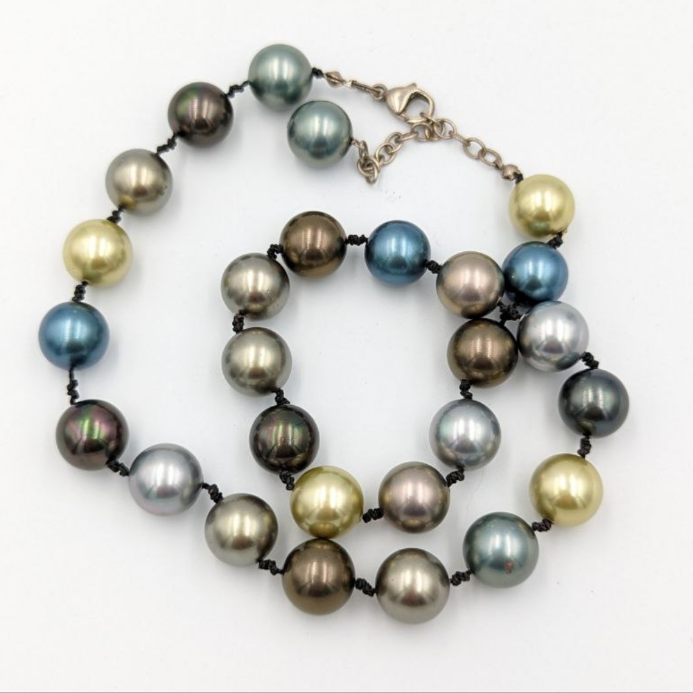 Faux pearls necklace with 925 Sterling clasp